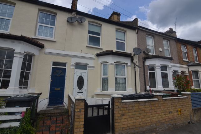 First Floor Flat 2, 111, Claude Road, Leyton, London photo 2