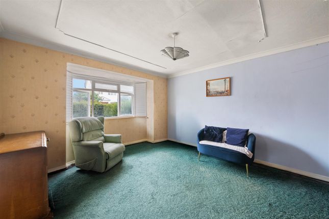 16, Harries Road, Hayes photo 5