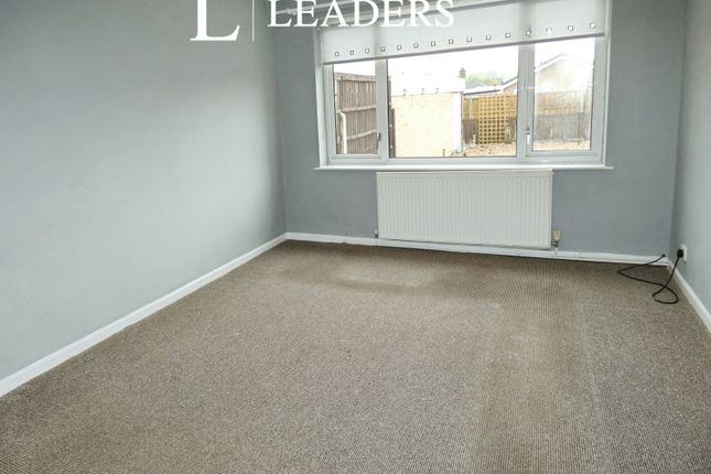 6, Pindale Avenue, Chesterfield photo 5