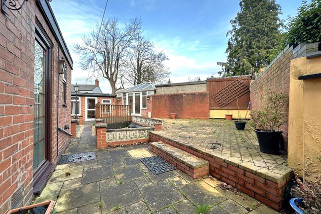 2, Grove Street, Newark photo 3