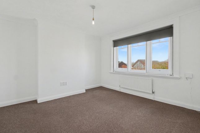Flat 1, 64 Church Lane East, Aldershot photo 4