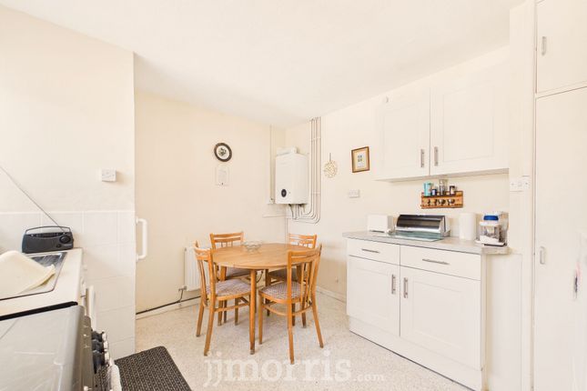 Cilau, 6 Bryn Elfed, Fishguard photo 3