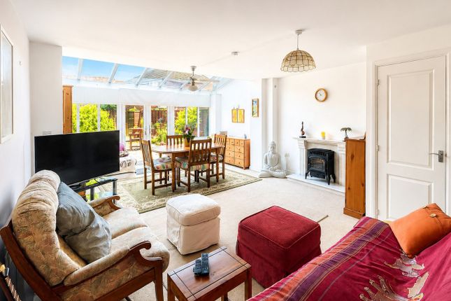 10, Northcliffe, Bexhill on Sea photo 3