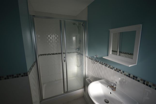 14, Harpers Way, Clacton-On-Sea photo 5