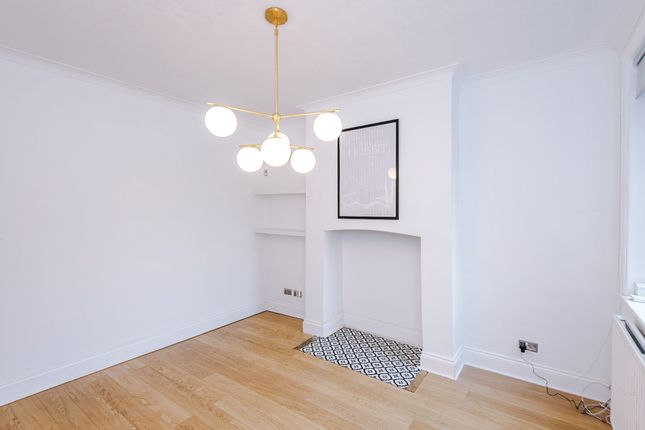 56 The Avenue, Leigh photo 4