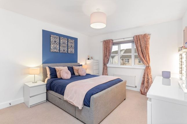 28, Bisset Place, Bathgate photo 4
