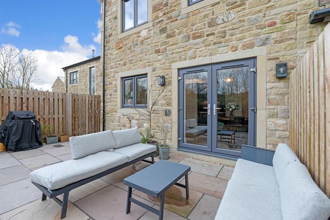 Property for sale in Parsons Meadow, Addingham