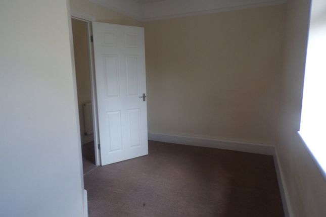 3 bed end terrace house to rent in Queen Bertha Road, Ramsgate, Kent CT11
