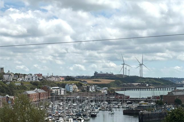 49, St. Annes Road, Milford Haven photo 2