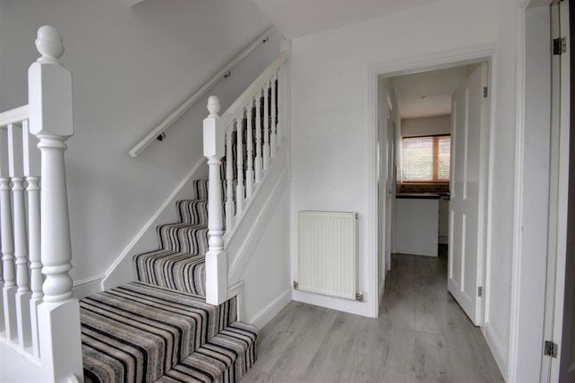 36, Manor Way, Anlaby, Hull photo 3