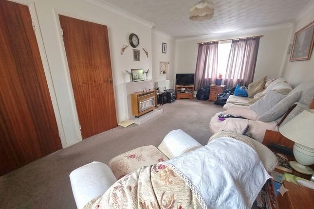 2, Jones Road, Coventry photo 2