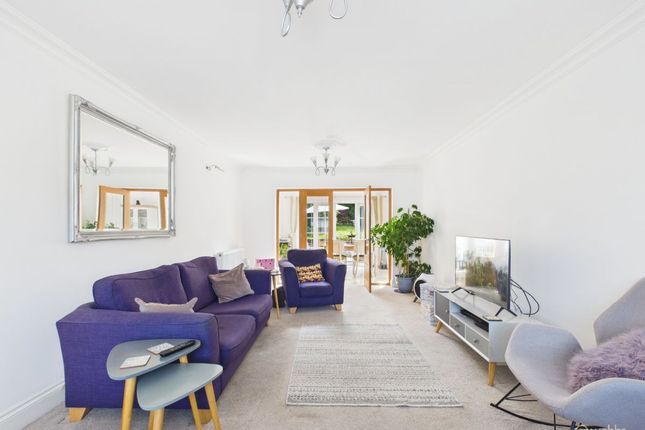 87 Falconwood Road, Croydon photo 2
