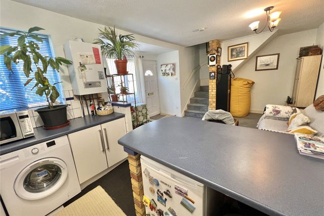 42, Jubilee Way, Dorset photo 2