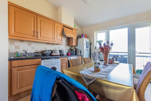 Flat for sale in Jim Driscoll Way, Cardiff