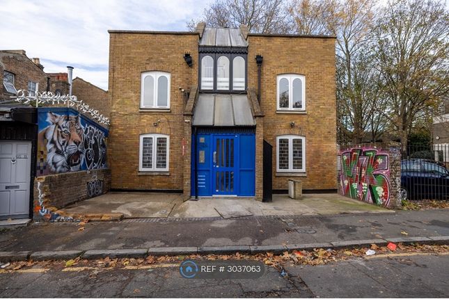 Flat A, Stockwell Lane, London photo 3