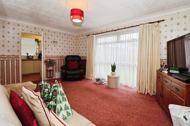 69, Abbotswood, Bristol photo 4