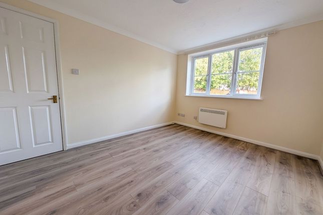 Flat 1, 131 Millbrook Road East, Southampton photo 4