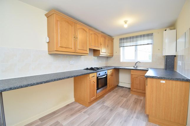 461A, Lees Hall Road, Dewsbury photo 2