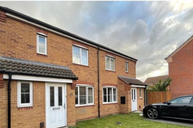 Thumbnail Semi-detached house to rent in Aidans Close, Doncaster