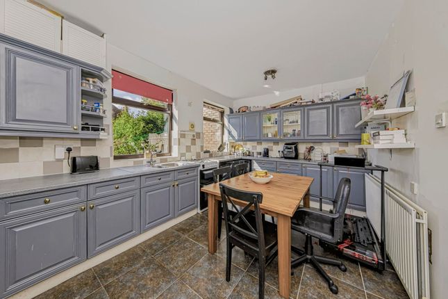72 Somerville Avenue, Newcastle photo 4
