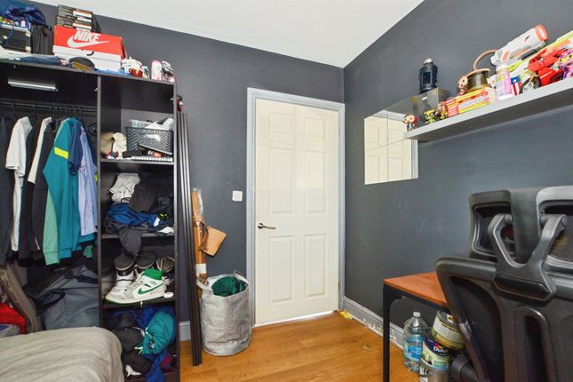 Flat A, 1a, Cobb Green, WATFORD photo 4