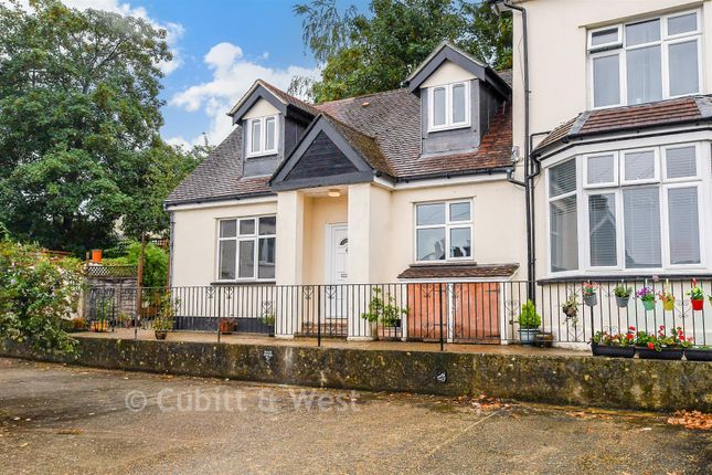 1, Woodlands Avenue, Redhill photo 2