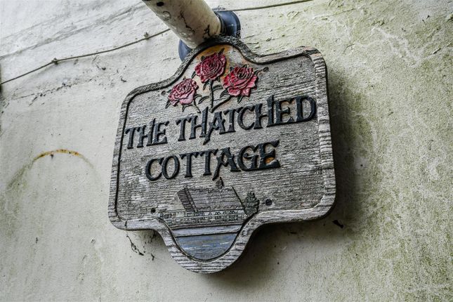 The Thatched Cottage, Main Road, Boreham, Chelmsford photo 4