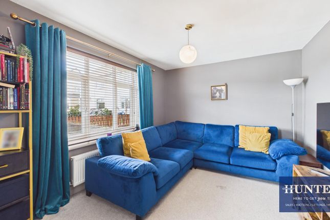10, Larch Avenue, Sunderland photo 3