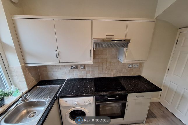 Beechwood View, Leeds photo 2
