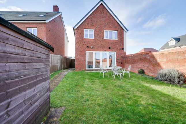 1, Shackleton Grove, Leighton Buzzard photo 4