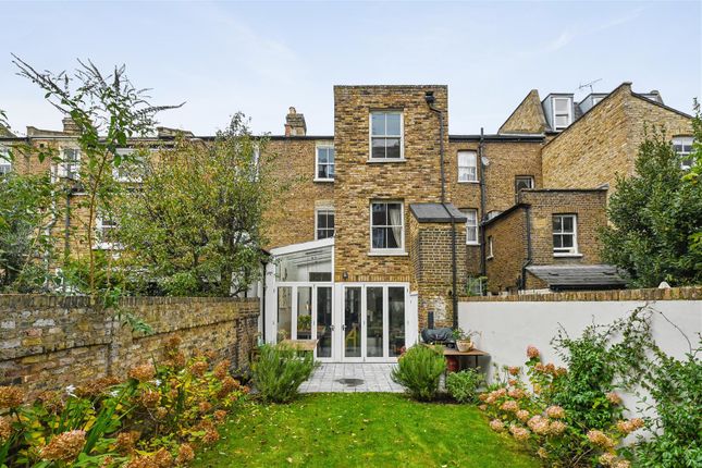 54, Thornfield Road, London photo 4