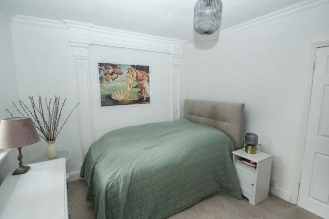 Flat to rent in Colworth Road, Leytonstone, London