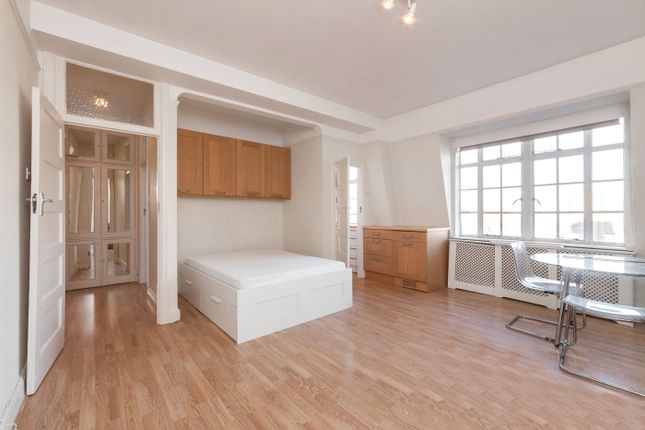 Thumbnail Studio to rent in Upper Woburn Place, Bloomsbury, London