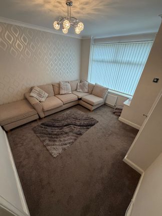 24, Selkirk Road, Oldham photo 2
