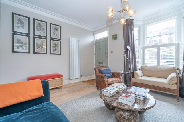 28, Hertford Road, London photo 4