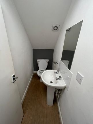 Thumbnail Terraced house to rent in Ebberston Terrace, Leeds, West Yorkshire