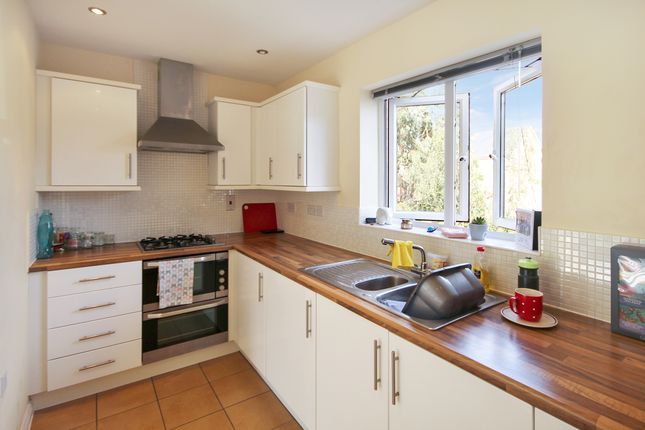 Flat for sale in Chieftain Way, Cambridge