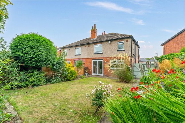 16, Bowood Crescent, West Yorkshire photo 2