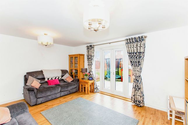 End terrace house for sale in Acacia Crescent, Raunds, Wellingborough