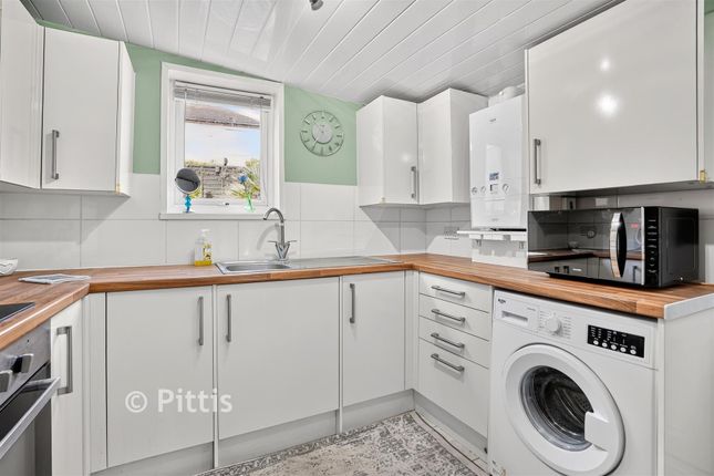 28, High Street, Brading photo 2
