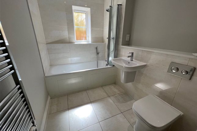 Flat 3 Brittany Court, Barnet photo 3
