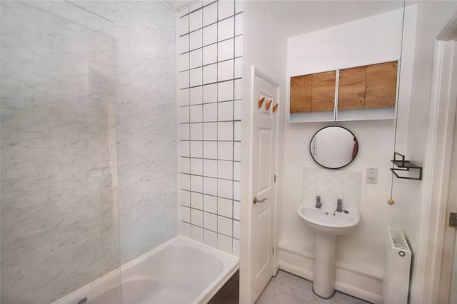 Flat for sale in Kettering Road, Market Harborough, Leicestershire