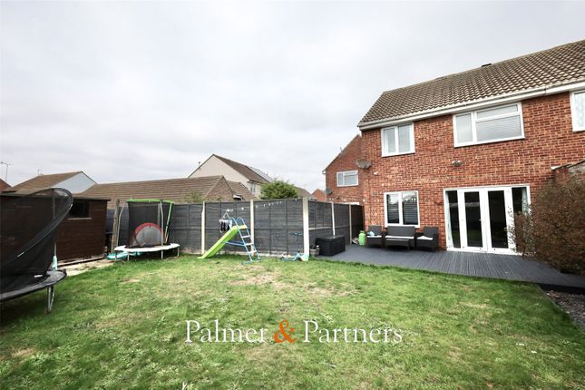 20, Salvia Close, Essex photo 3