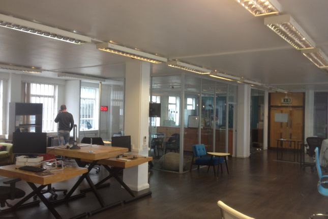 Office to let in Westbourne Grove, London