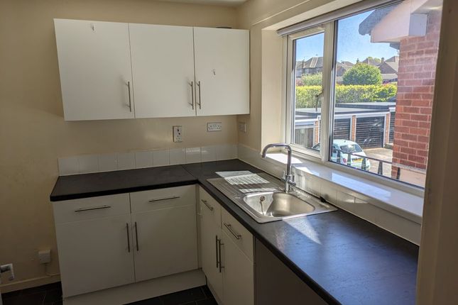 Flat to rent in Stanhome Court, West Bridgford, Nottingham