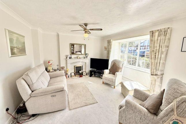 5, Glenfor, Abergele photo 3