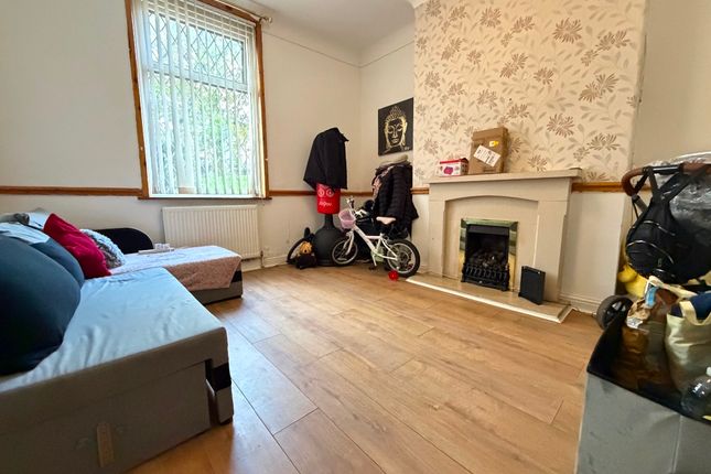 56 Livesey Branch Road, Blackburn photo 4