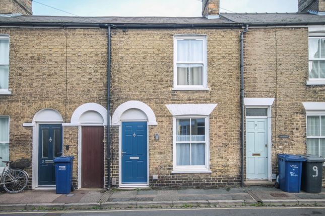 Terraced house to rent in Mill Street, Cambridge CB1