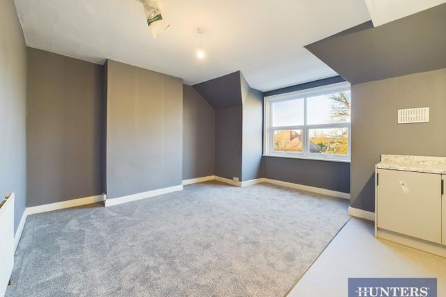 Flat C, 43, West Avenue, Filey photo 3