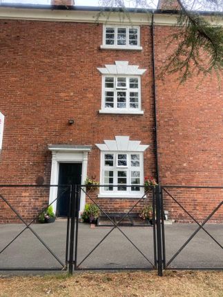 Thumbnail Town house for sale in Severn Side, Stourport-On-Severn